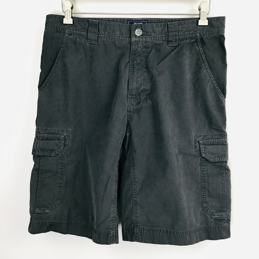 The North Face mens cargo shorts 34 waist